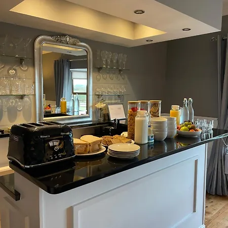 Lisalway Country לינה וארוחת בוקר Castlerea