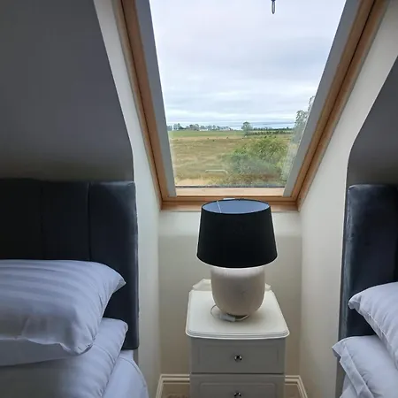 Oda ve Kahvaltı Lisalway Country Castlerea